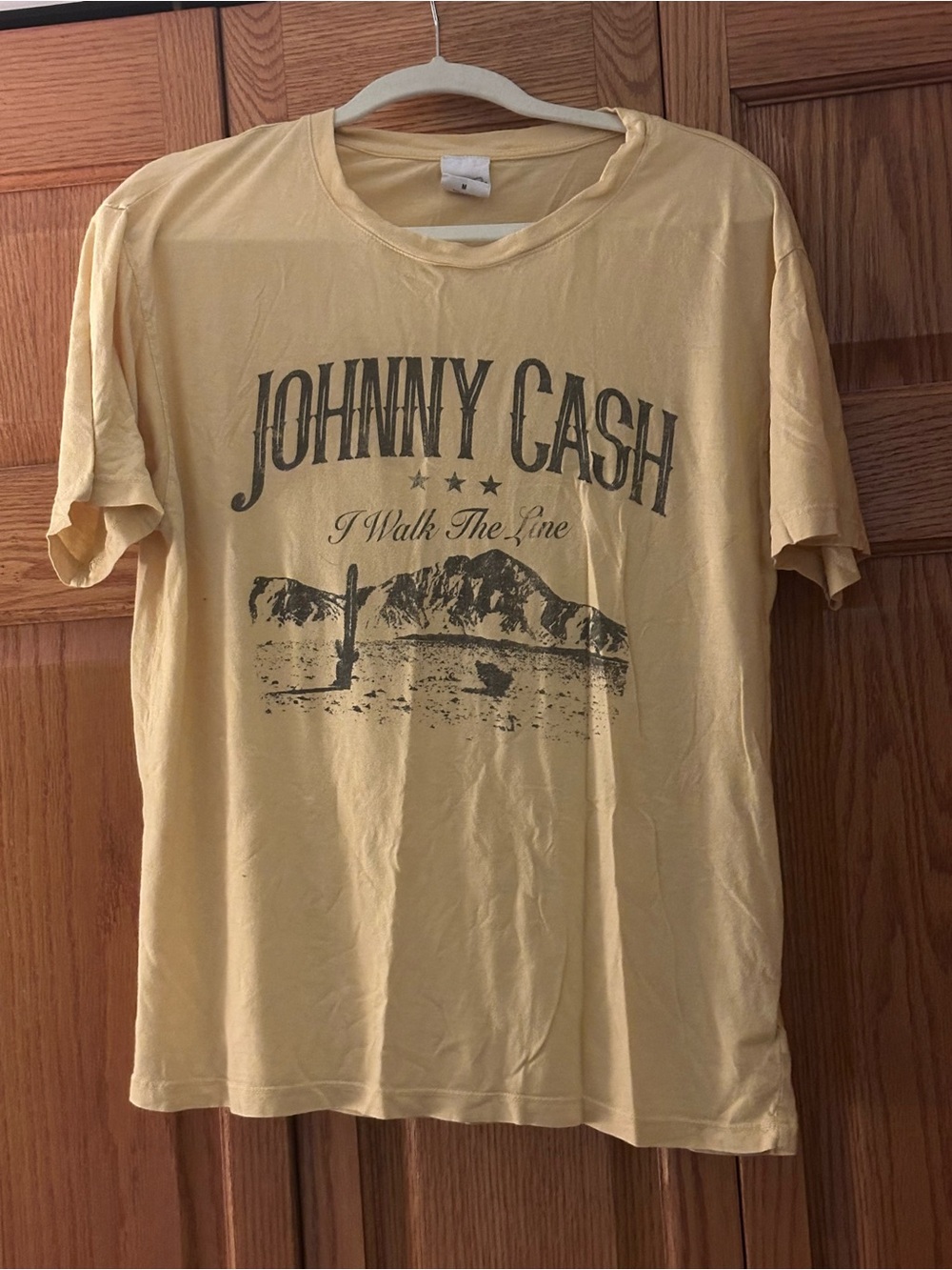 EVEREVE Yellow Graphic Tee - I Walk The Line Johnny Cash | Size M